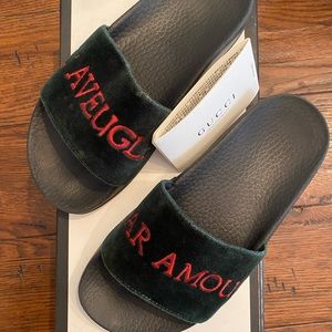 Gucci L'Aveugle Par Amour Velvet Slide size 35
